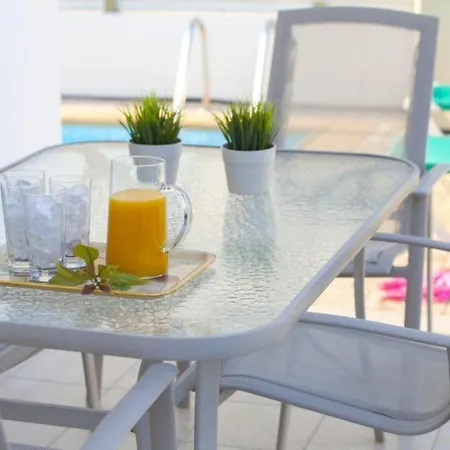 Dorothy 2 Minute Walk From Pernera Beach 111 Villa Protaras
