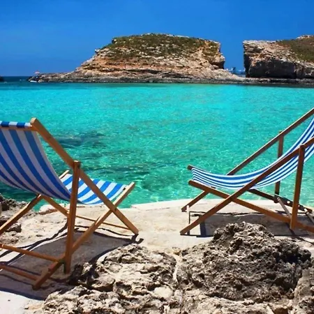 Dorothy 2 Minute Walk From Pernera Beach 111 Villa *